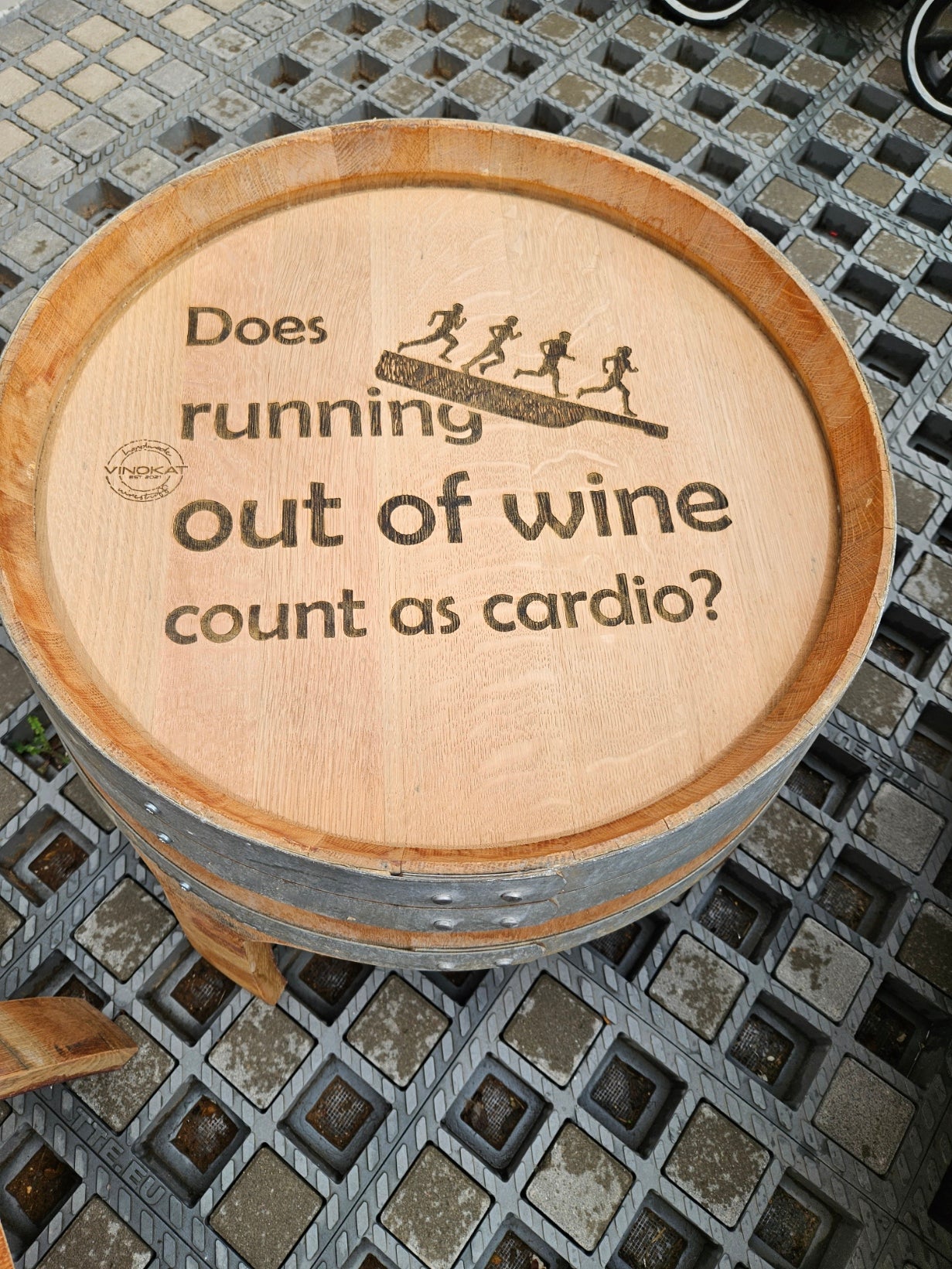 Beistelltisch, Couchtisch aus original Weinfass