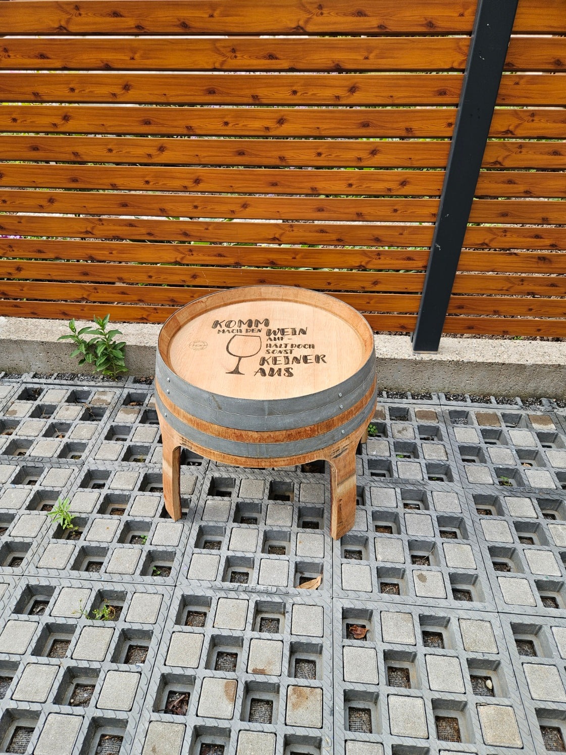 Beistelltisch, Couchtisch aus original Weinfass