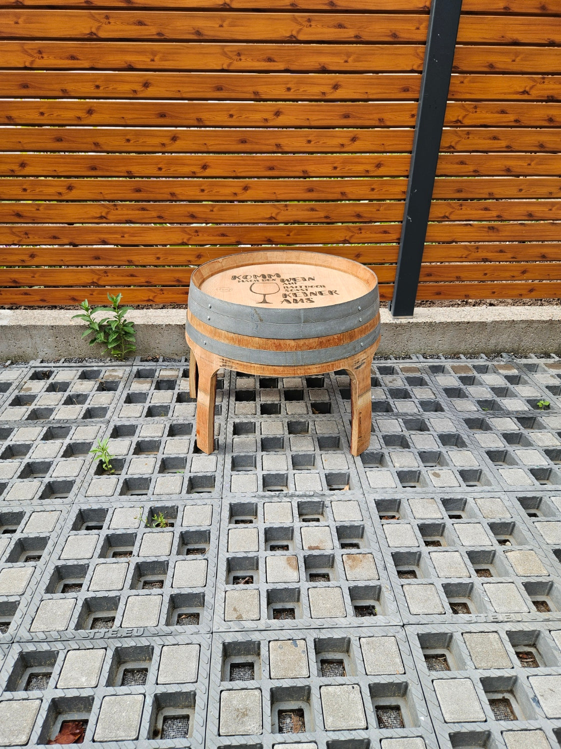 Beistelltisch, Couchtisch aus original Weinfass