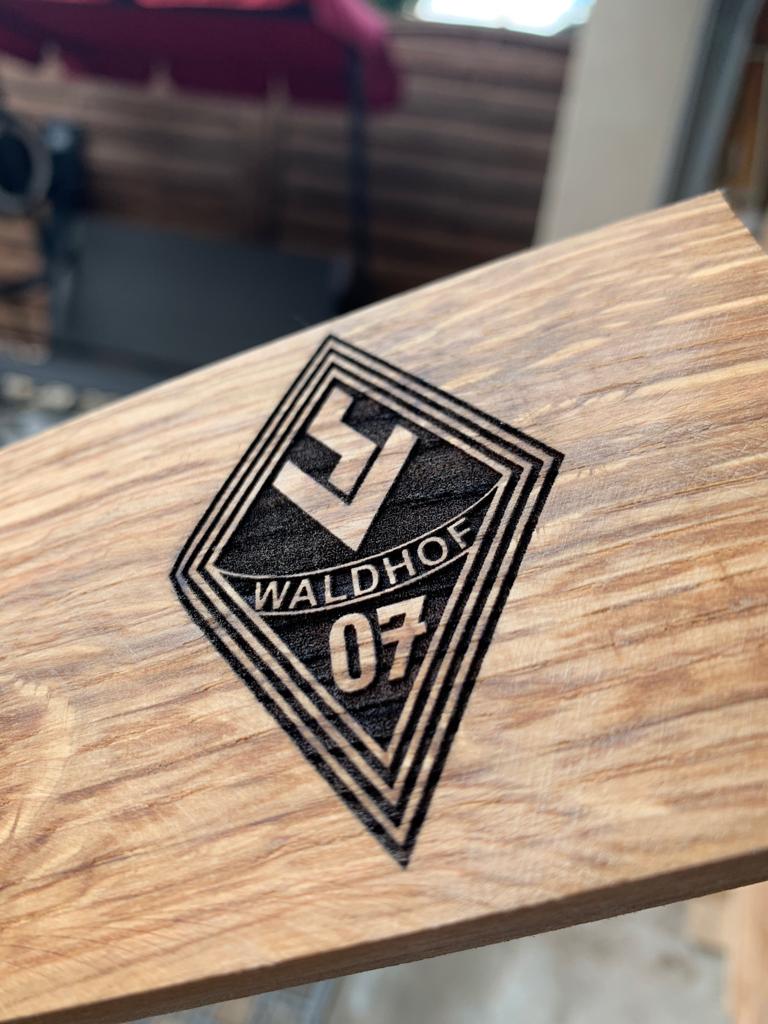 Weinglashalter (Weinfreund)