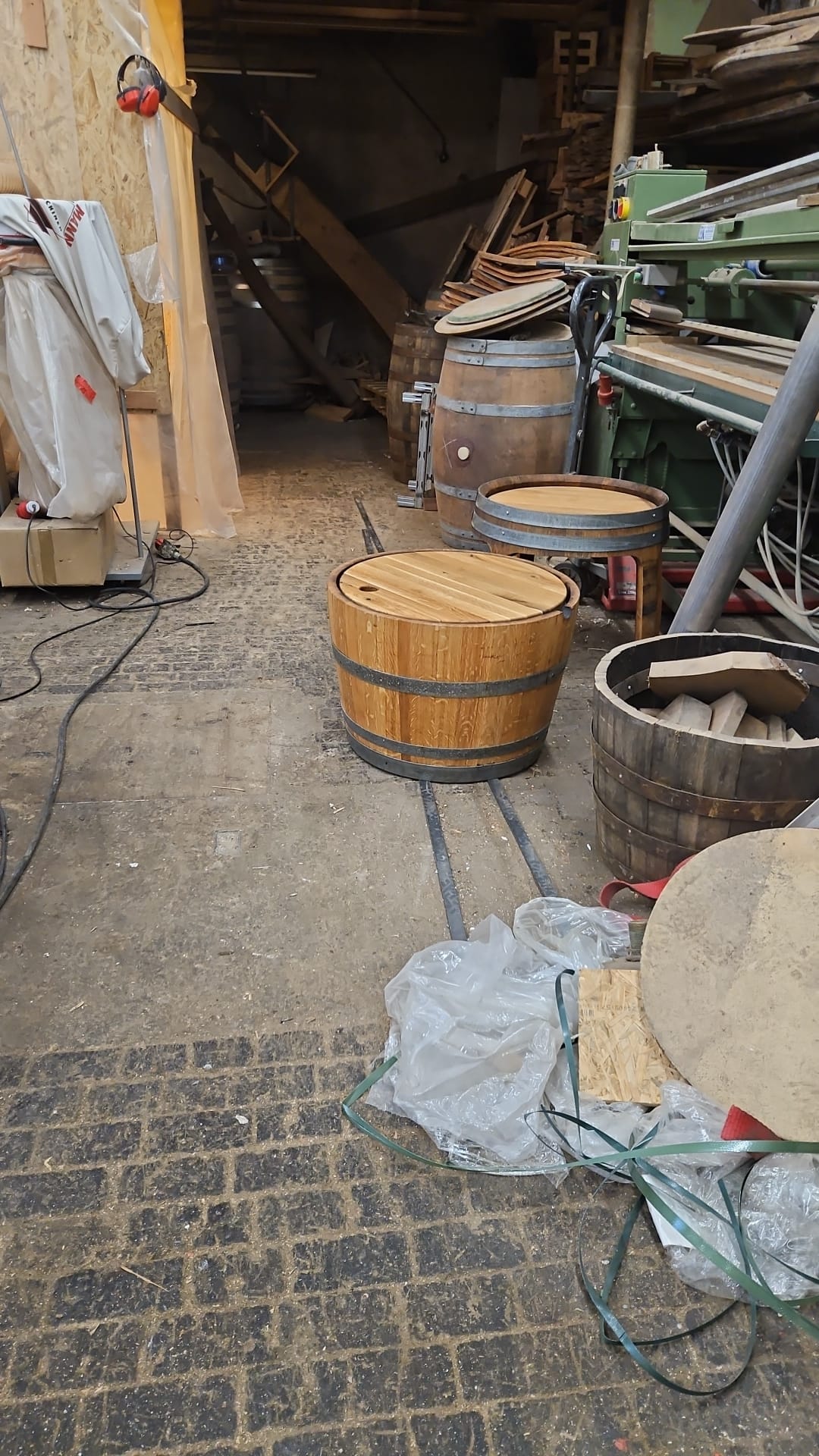 Beistelltisch, Couchtisch mit Eichenplatte